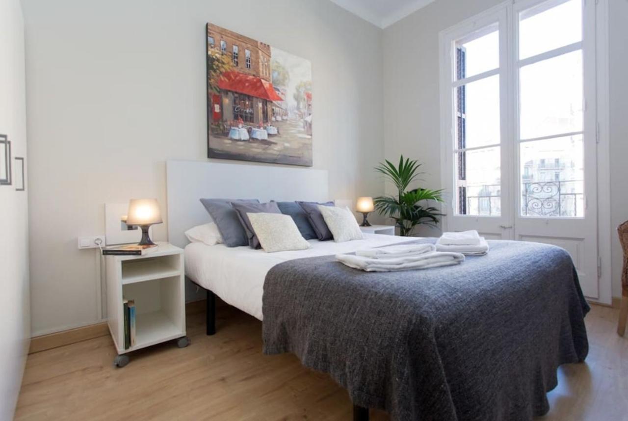 Priority Fira Apartments バルセロナ エクステリア 写真