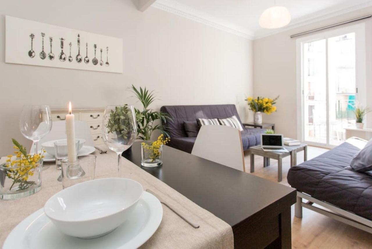 Priority Fira Apartments バルセロナ エクステリア 写真