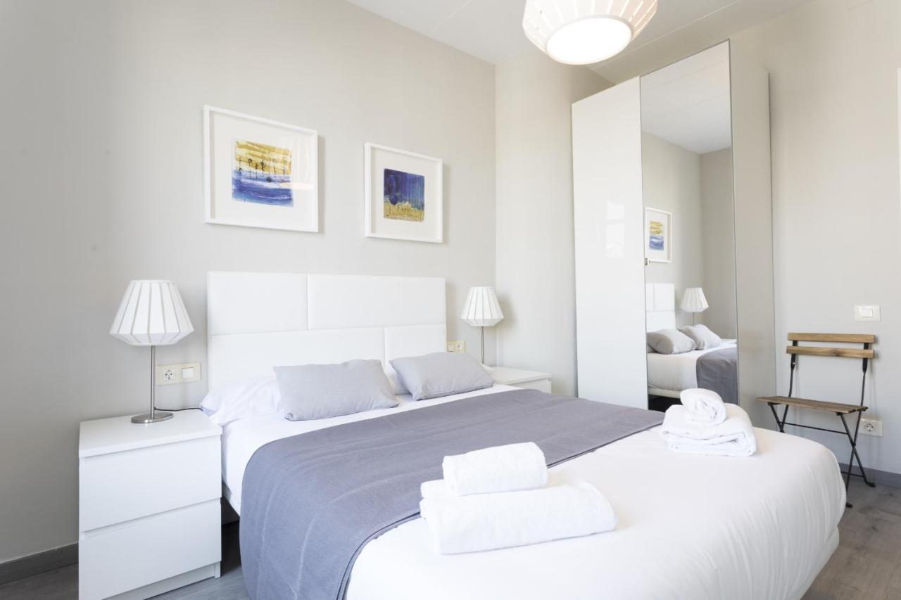 Priority Fira Apartments バルセロナ エクステリア 写真