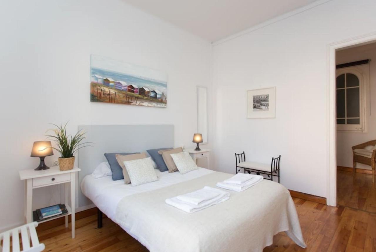 Priority Fira Apartments バルセロナ エクステリア 写真
