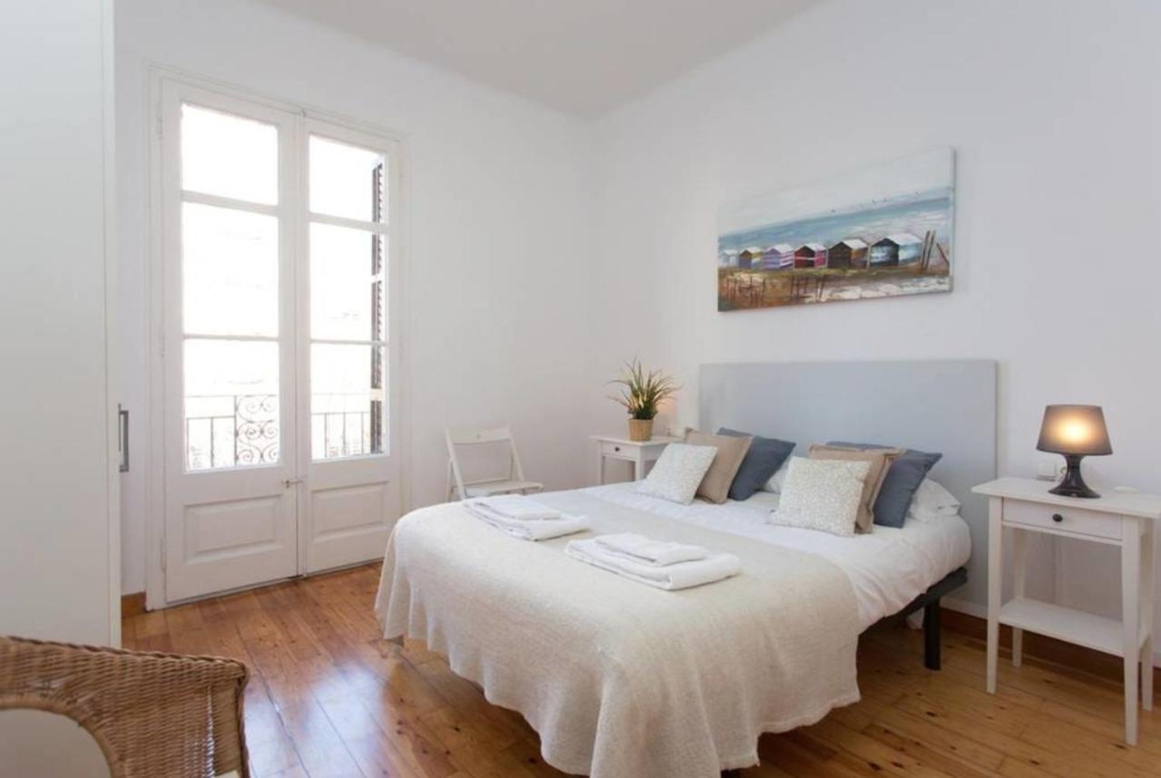 Priority Fira Apartments バルセロナ エクステリア 写真